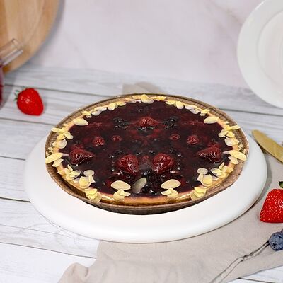 Чизкейк с ягодами в Пекарня Робин Сдобин по цене 900 ₽