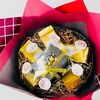 Чайный букет с орешками в Дарите красиво по цене 3150