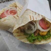 Гирос в Шашлык & Шаурма