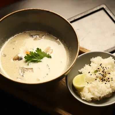 Том Кха с креветками в More More по цене 1025 ₽