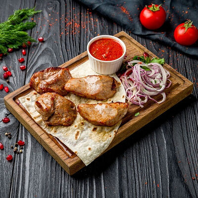 Свиная шейка на углях в Суши & Пицца & Шашлыки Хан по цене 530 ₽