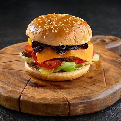 Бургер с говядиной и сладким луком в ЛарисуВаннуХочу по цене 630