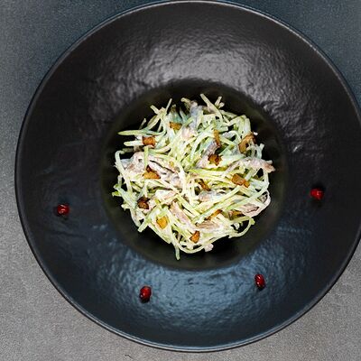 Салат Ташкент в Чебуреки Манты по цене 240 ₽