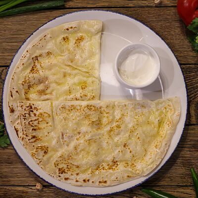 Кутабы с бараниной в Мзиани по цене 380 ₽