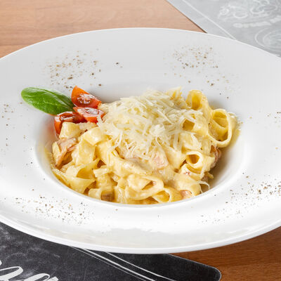 Паста Карбонара в РичБро по цене 620 ₽