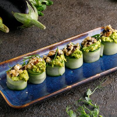 Киюри о маки в Баклажан в ТЦ 