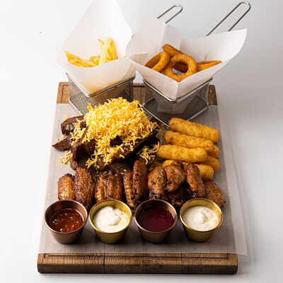 Большой набор к пиву в Финнеганс по цене 2490 ₽