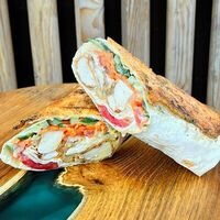 Шаурма с курицей в соусе тартар в Umami