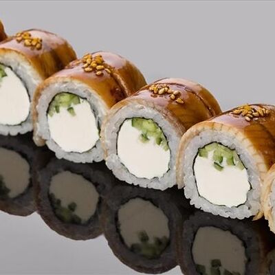 Филадельфия блюфин с копченым угрем в Bluefin по цене 1960 ₽