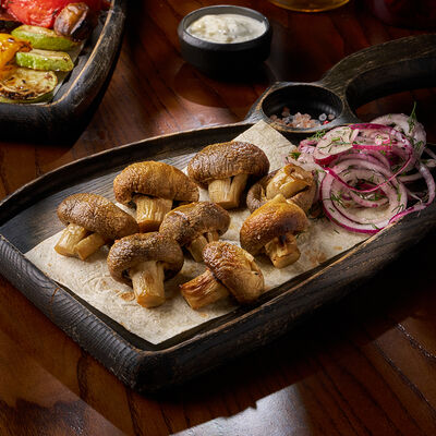 Шампиньоны на мангале в Маради по цене 390 ₽