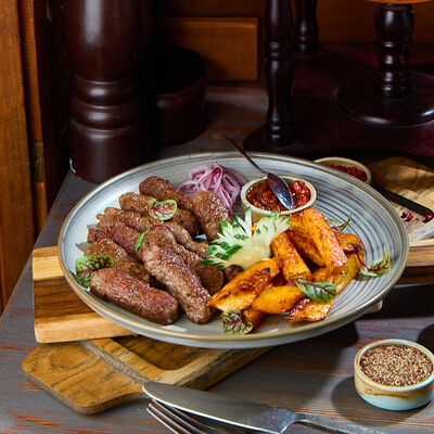 Чевапы в Балканский гурман по цене 880 ₽