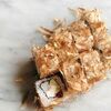 Ролл с креветкой, авокадо и тобико в бонито в Da Sushi по цене 20