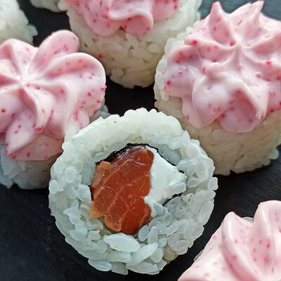 Лава с лососем в ГансРолл по цене 510 ₽