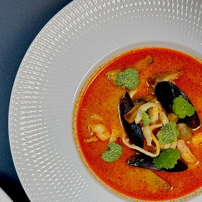 Суп Том ям в Lemongrass по цене 570 ₽