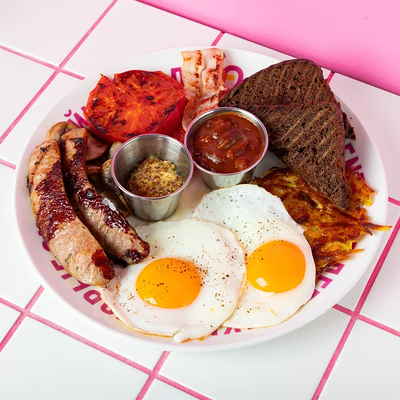 Большой английский завтрак колбаска гриль в Eggsellent по цене 850 ₽