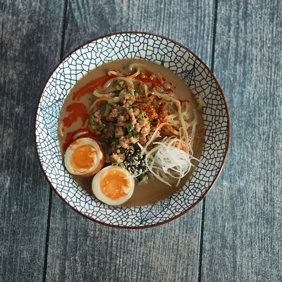 Кунжутный рамен Тантанмен в Is Ku Sushi Ramen Bar по цене 750 ₽