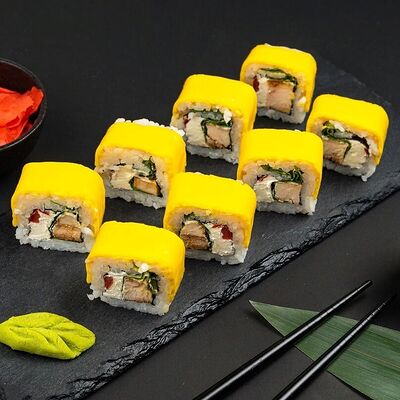 Cheese roll Цезарь в Рыбин Гуд Sushi Premium по цене 44 ₽
