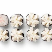 Мини-ролл с крабом и сыром в Хоббит Экспресс