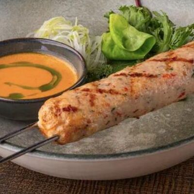 Люля-кебаб осьминог и креветка в соусе том-ям в Мамули по цене 1690 ₽