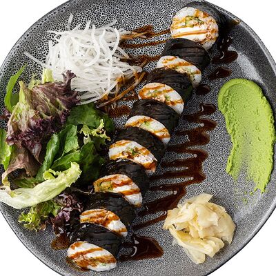 Закрытый ролл с жареным лососем и соусом терияки в Cheese Knock по цене 635 ₽