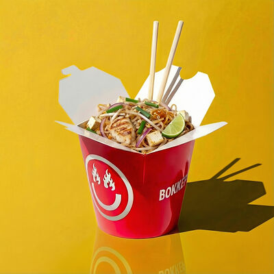 Пад тай курица в Воккер по цене 599 ₽