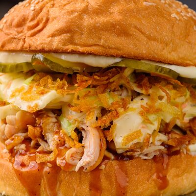 Чикен слайдер бургер XL в American BBQ по цене 33 р.
