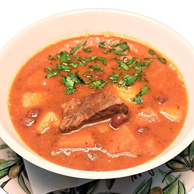 Суп-гуляш из молодого бычка в Tempo Della Pizza по цене 480 ₽