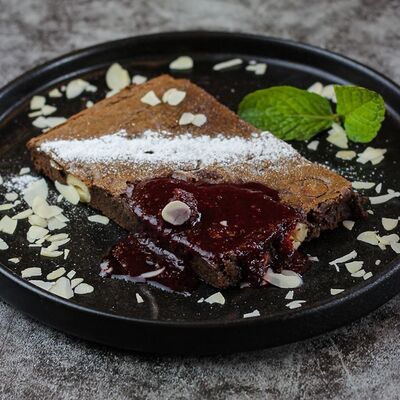 Шоколадный брауни в MON PARIS по цене 320 ₽