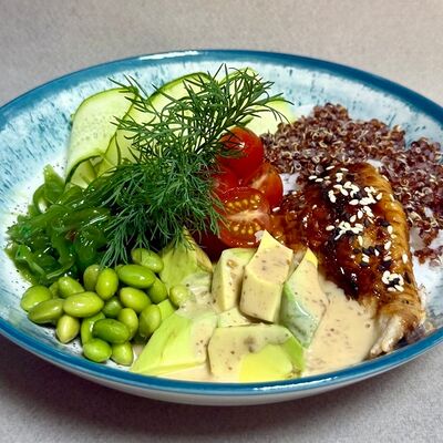 Боул с угрем в Оазис кафе по цене 690 ₽