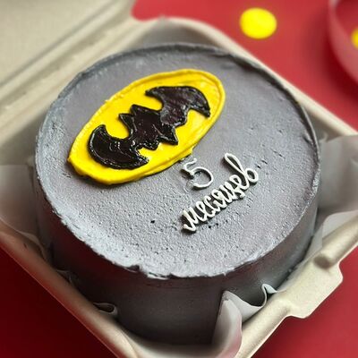 Бенто-торт Бэтмен серый (укажите цифру в комментариях ) в The.cakes_spb по цене 2000 ₽