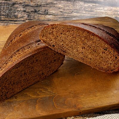 Батон ржаной в Ватруш пекарня-кондитерская по цене 95 ₽