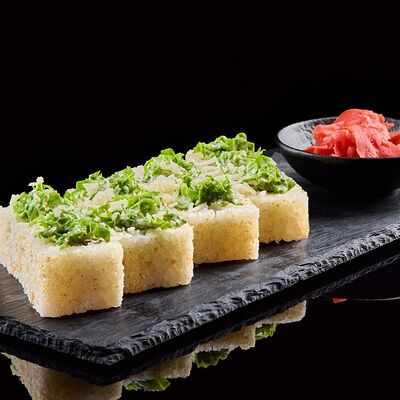 Ролл Цезарь в Крылья вкуса по цене 588 ₽