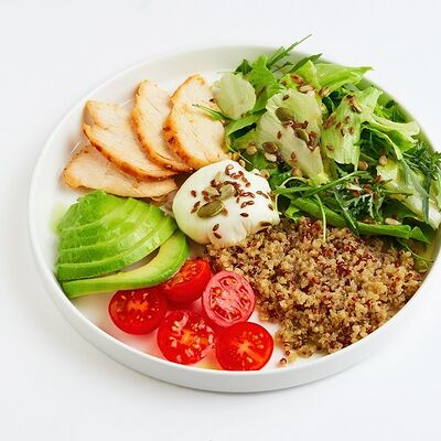 Завтрак с курицейв De Paris БИСТРО по цене 640 ₽