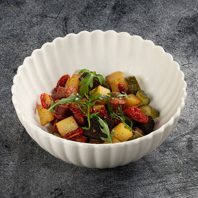 Баварский салат в BeerLogovo по цене 740 ₽