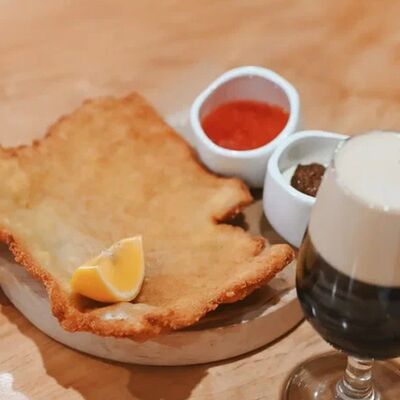 Венский шницель со сметаной и аджикой в Библиотека по цене 690 ₽