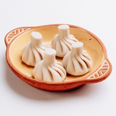 Хинкали с домашним фаршем в Абу-Даби по цене 110 ₽