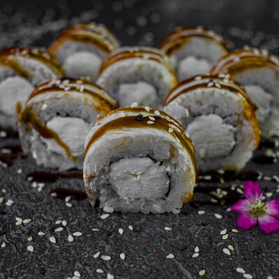 Ролл Филадельфия унаги в Restobar Первый & Ресторан доставки Личный повар по цене 549 ₽