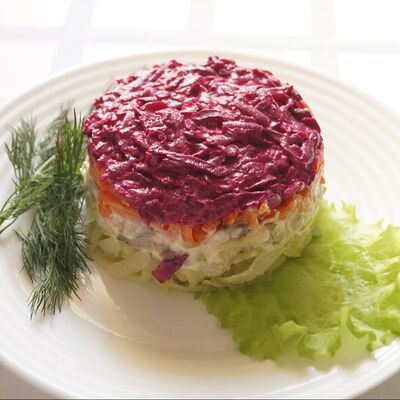 Сельдь под шубой в Тианети по цене 430 ₽