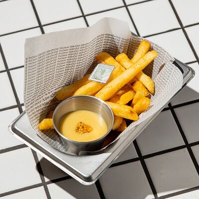 Картошка фри с медово-горчичным в TECHNODONER по цене 380 ₽