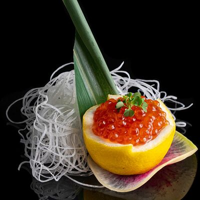 Сашими красная икра в Lucky fish по цене 430 ₽