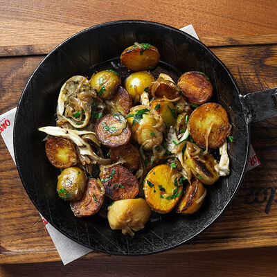 Картошка с грибочками в Горячо по цене 620 ₽