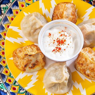 Манты на пару в Золотая Бухара по цене 390 ₽