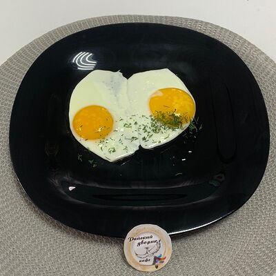 Яичница глазуньяв Райский дворик по цене 150 ₽