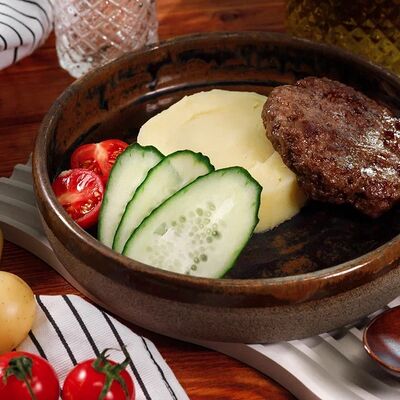 Котлетка из телятины в Tugannar по цене 610 ₽