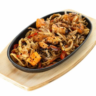 Вок с морепродуктами в Ozaki по цене 325 ₽