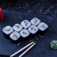 Классический с авокадо в Dada sushi