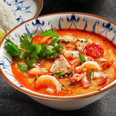 Том Ям с морепродуктами в Урюк по цене 850 ₽