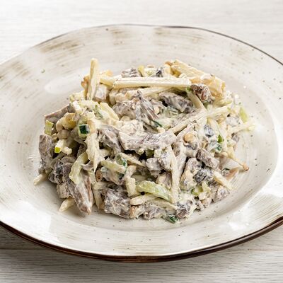 Салат Деликатесный с говяжьим языком в Кахетия по цене 600 ₽