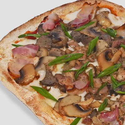 Пицца Заказуум в ЗАКАЗУУМ ZAKAZOOM по цене 986 ₽