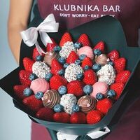 Букет из клубники в шоколаде Сочный М в Klubnika Bar